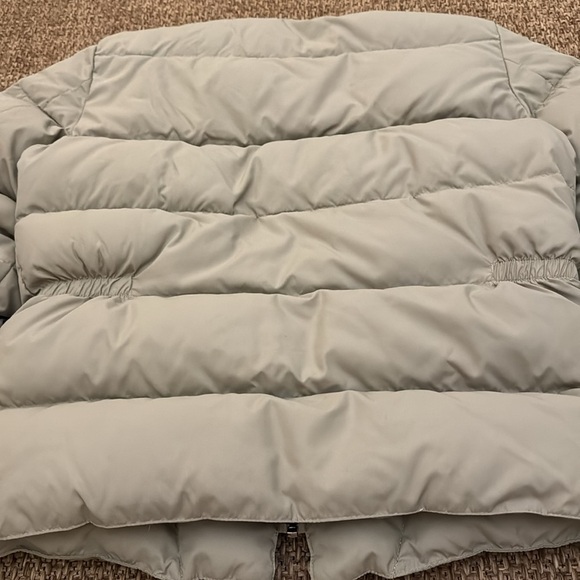 Men's Mountaineer Beige Puffer Jacket - Picture 12 of 16